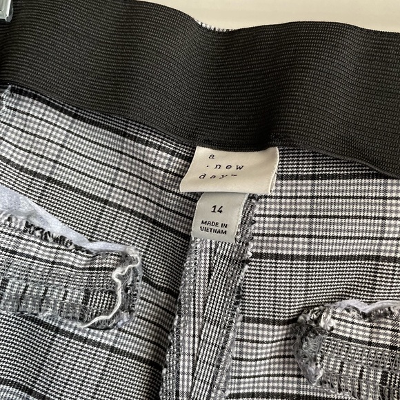 A New Day - 14 - Picture 3 of 4